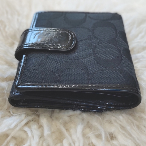 COACH Soho Pleated Signature French Purse Wallet Black F42816 RARE NWT - Picture 9 of 16